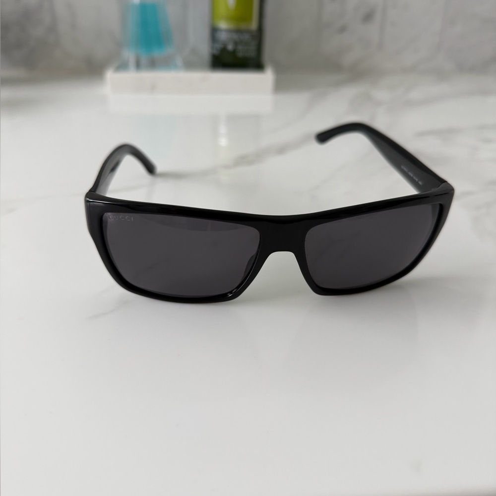 Gucci Black Frame Sunglasses